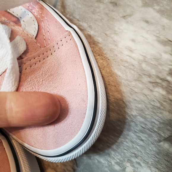 NWOT Sneakers. White & light pink. White laces. Kid size 12 US. - Picture 6 of 8